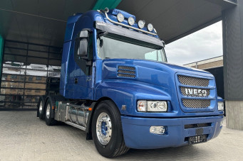 Iveco Strator 560 6X2 Torpedo Special Showtuck Euro6!!! only 38.000 kilometers